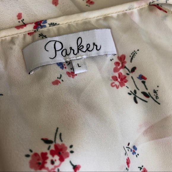 🚫 SOLD Parker Floral Dress - Picture 5 of 8